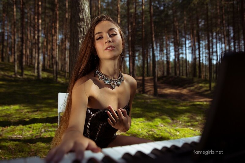 Дина, 21 год, 5 размер груди